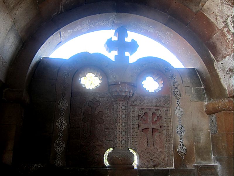 Армянская церковь 8-12 века. Эчмиадзин. Фото Лимарева В.Н.